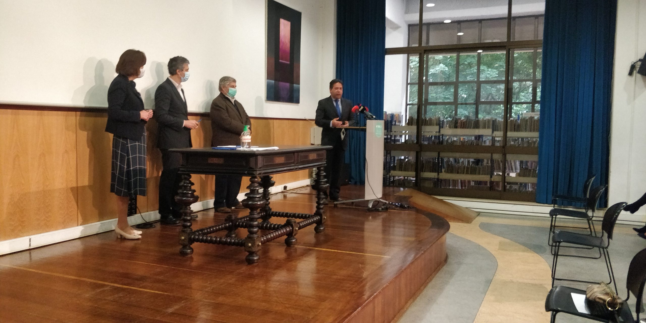 Saúde anuncia em Coimbra que vai criar 100 balcões para teleconsultas
