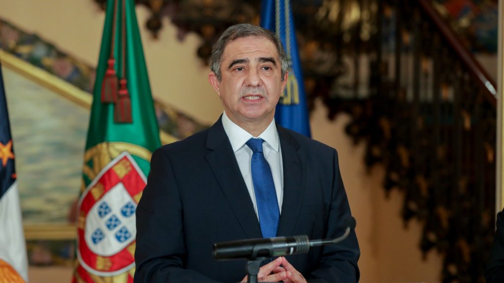 José Bolieiro promete reunir com médicos dos Açores e lembra que devem existir “cedências mútuas”
